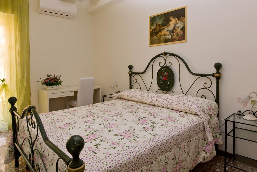 Il Bacio Holidayhouse Best Location For Jubilee 2024-2026 Rome Chambre photo
